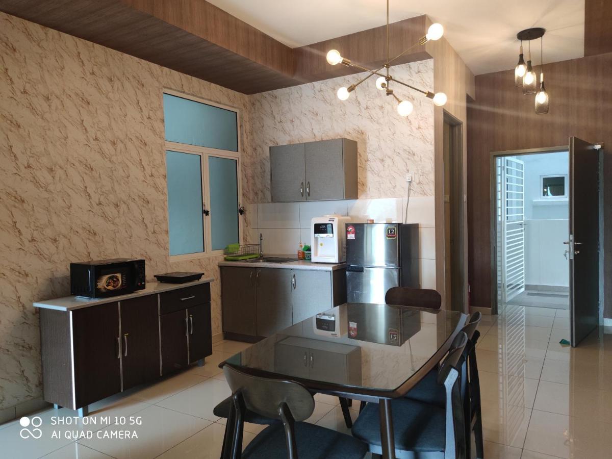 Bangi Gateway Service Apartment Kampong Sungai Ramal Dalam Exterior foto